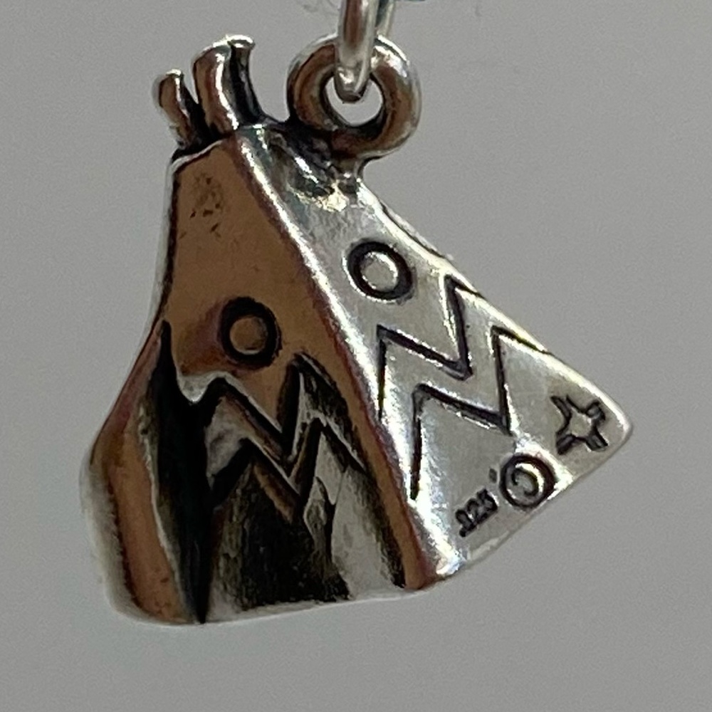 Teepee .925 Sterling Silver Native American Indian Hut 3D charm - Picture 12 of 13